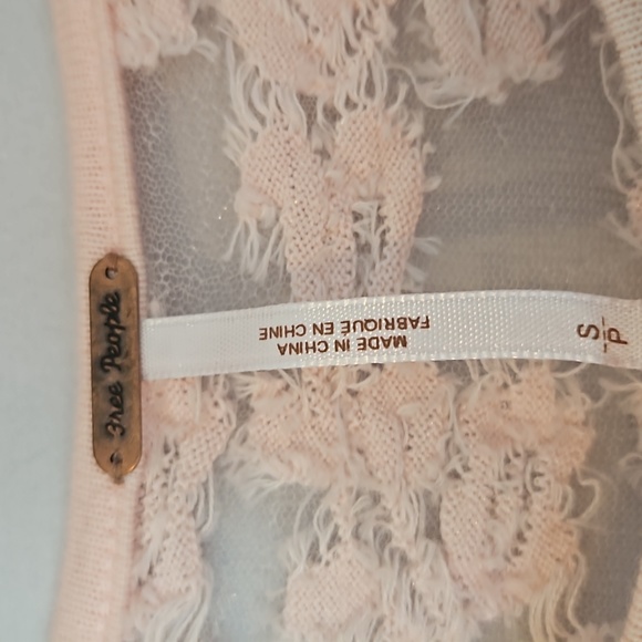 ■Sold Free People pale Pink Top size small/Medium - Picture 4 of 6